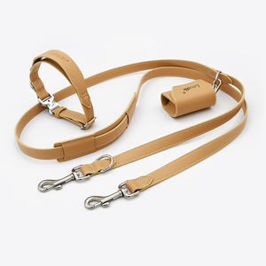 Tali Anjing Kulit 8 kaki untuk Anjing Kecil dan Sedang, Tali Anjing Kulit Mewah dengan Multi-Fungsi dan Bebas Tangan - Product Image 1