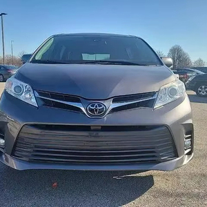 Toyota Sienna 2015 - Product Image 1