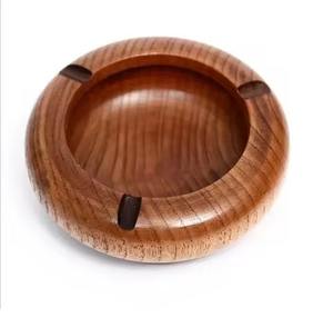 Cendrier rond en métal unique avec un design moderne, couleurs et formes personnalisables pour fumer des cigares - Product Image 3