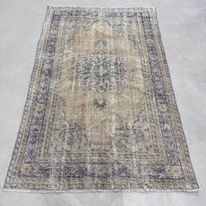 Alfombra Turca, Alfombra Vintage de 4.1x6.5 pies, Alfombra de Lana Azul - Product Image 1