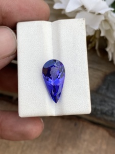 Certificado Super Natural Color superior tanzanita larga forma de pera corte piedra Natural zoisita piedra preciosa suelta 7,35 quilates lupa limpia - Product Image 4