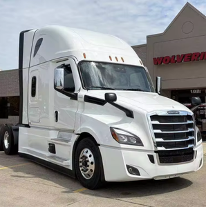 Camion tracteur poids lourd 6x4 avec cabine couchette, diesel, pour transport longue distance sur autoroute, blanc, aérodynamique, pour transport commercial - Product Image 1