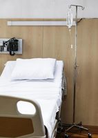 Ensemble de draps de lit médicaux professionnels de qualité hospitalière 100% polyester uni |   Vente en gros de coton antibactérien imperméable 300tc