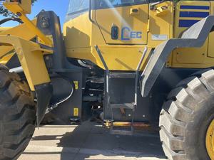 รถตักดิน Komatsu แบบ4T WA320-5รถตักดินญี่ปุ่นมือสองพร้อมมอเตอร์และแบริ่ง2020โมเดลต่ำ - Product Image 5