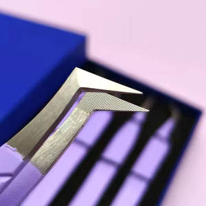 Pinzas de pestañas de volumen de acero inoxidable con logotipo personalizado Pinzas de pestañas de acero inoxidable personalizadas de calidad superior - Product Image 3