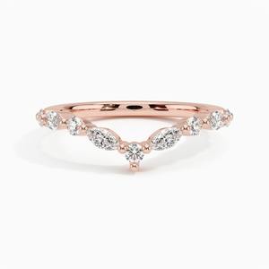 Anillo de Compromiso y Matrimonio de Oro Rosa de 14K con Diamante Cultivado en Laboratorio, Corte Marquesa Curvo, Certificado IGI, 0.38CTW VVS, Personalizable - Product Image 1