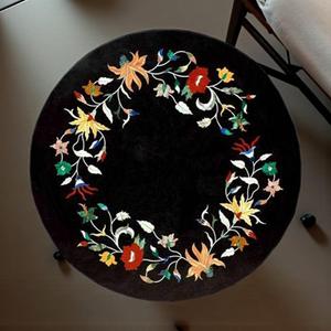 Table basse moderne en marbre noir de luxe avec incrustations, design personnalisé en pierre, fabrication artisanale, décoration intérieure - Product Image 1