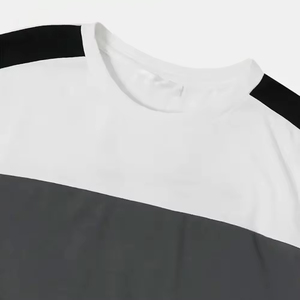 T-shirt en coton 100% pour homme, coupe ample, tissu confortable, logo personnalisé imprimé, streetwear. - Product Image 3