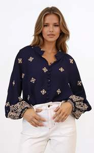 Blusa Bohemia con bordado geométrico de flores inspiradas en Color negro de nuevo diseño Camisa de estilo ucraniano de algodón puro Top - Product Image 4