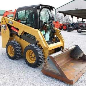 Chargeuse compacte sur pneus Caterpillar 226D3, best-seller - Product Image 1