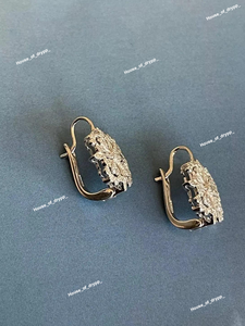 ต่างหูเงินลายดอกไม้สไตล์วินเทจ ประดับเพชรโมอิสซาไนต์ระยิบระยับ ดีไซน์หรูหราสไตล์เรโทร สำหรับผู้หญิงในโอกาสพิเศษ - Product Image 2