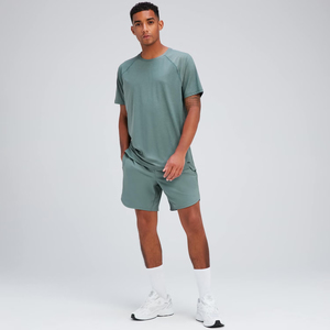 Shorts de sport pour hommes, personnalisés, à séchage rapide, en mesh, légers, respirants, pour l'entraînement, bas simples avec impression de logo personnalisé - Product Image 4