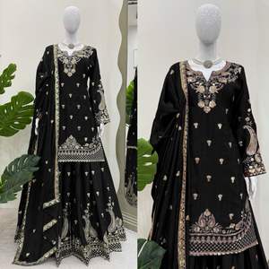 Elite Designer Fashion sharara Chinon Silk Couture Set con intrincadas lentejuelas que fluyen Plazo y encaje detallado Dupatta - Product Image 2