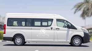 Pour Toyota HiAce Van Blanc Automatique Turbo Climatisation Volant à Gauche Pneus R16 Phares Halogènes Caméra Arrière Galerie de Toit Métallique Tissu - Product Image 4