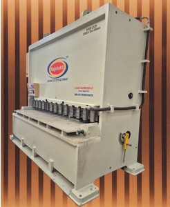 เครื่องตัดไฮดรอลิกงานหนัก OEM RHVR 2040 ขนาด 4000x20 มม. สำหรับเหล็กกล้าไร้สนิม 25 มม. และเหล็กกล้าคาร์บอน 50 แรงม้า ราคาส่งจากโรงงานผู้ผลิตโดยตรง - Product Image 4