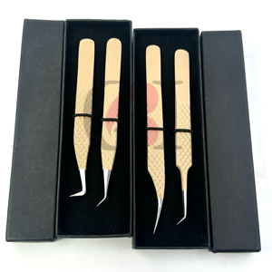 Pinzas de extensión de pestañas de 45 y 90 grados con revestimiento de polvo marrón claro al por mayor, herramientas de belleza con punta plateada y aislamiento de agarre de diamante - Product Image 1