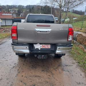 TO YOTA HI LUX XTRA CABINA CONFORT 4X4 2023 USADO - Product Image 5