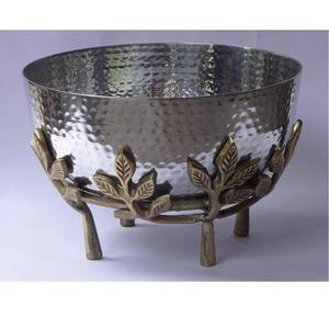 Bol en métal rond en forme de feuille de vente chaude avec un design minimaliste en aluminium laiton fini bol de pièce maîtresse de décoration rustique - Product Image 2