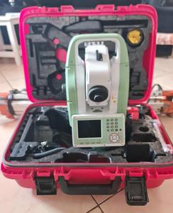 Estación robótica Leica Total Station TS 03 Robotic R 500 disponible para la venta en buen estado - Product Image 5