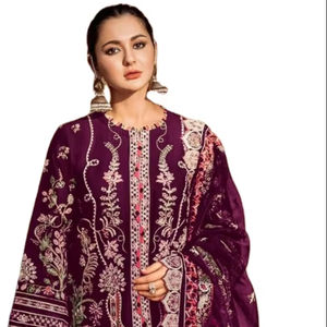 Costume Sal-war en velours pur Broderie lourde Style ethnique avec filet papillon Dupatta avec pantalon en rayonne Collection pakistanaise - Product Image 2