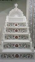 Haute sur demande couleur blanche prix bas marbre Mehrab pour la maison temple pour le salon fabricant indien intérieur marbre Temple