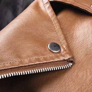 แจ็กเก็ตหนังสำหรับผู้ชายชุดวินเทจแฟชั่นใหม่ล่าสุดมีซิปดีไซน์โลโก้ - Product Image 3