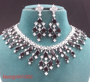 Precioso conjunto de joyas de collar y pendientes AD para mujer, perfecto para ropa de novia, bodas, fiestas y celebraciones festivas - Product Image 5