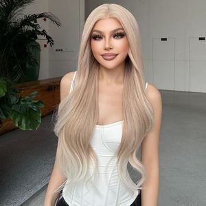 Perruque synthétique Rosalie-DWY 136 à raie libre, ondulée, blond clair champion, avec dentelle transparente sur le devant - Product Image 2