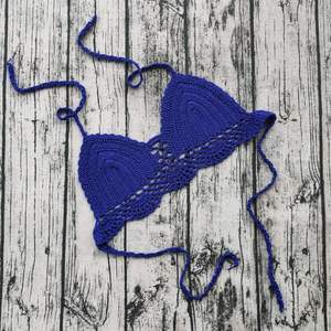 Haut de bikini bandeau en crochet à motif uni pour femme, style bralette dos nu, camisole, tenue de plage estivale - 1 pièce, haut de bikini tricoté - Product Image 4