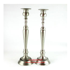 Bougeoir en métal doré pour décoration de mariage et cadeaux Cadeau créatif Décorations pour la maison Bougeoirs faits à la main pour mariage - Product Image 3