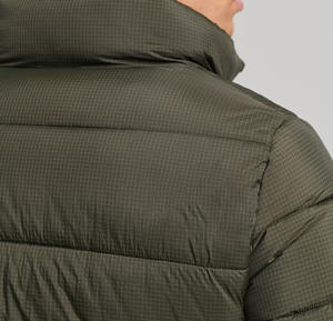 Veste matelassée personnalisée à capuche imperméable coupe-vent tendance au design unique de la rue principale pour hommes - Product Image 4