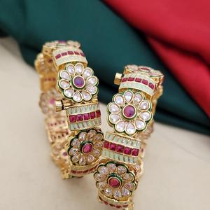 Finition dorée à la mode à la mode avec des pierres Look deux ensemble de bracelets Bracelets ouvrables élégants pour les femmes pour les vêtements de mariage - Product Image 1