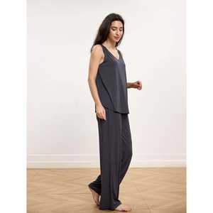 ชุดนอนผ้าโมดอลแขนกุดพรีเมียมแสนสบาย พร้อมโลโก้สั่งทำ ชุดคลุมสำหรับพักผ่อนที่บ้าน พร้อมเชือกผูกเอว สำหรับฤดูใบไม้ผลิ ผลิตจากผ้าถัก - Product Image 1