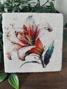 Sous-verres en marbre rustique à motif de lys, sous-verres floraux pour boissons, sous-verres de table à motif de lys de jardin - Product Image 3
