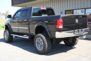 Camion RAM 2500 4x4 Crew Cab d'occasion 2018, propre, essence, livraison pour entrepreneurs en construction, exportation - Product Image 3