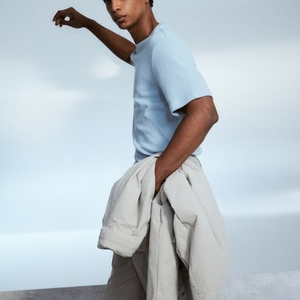 Camiseta lisa en blanco con logotipo personalizado para hombre, camisetas personalizadas, nueva camiseta, camiseta de moda de diferentes colores - Product Image 4