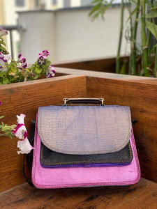 Nouvel arrivage de sacs à bandoulière en cuir véritable fait à la main à motif crocodile sac à bandoulière en cuir de luxe de style occidental pour femmes - Product Image 2