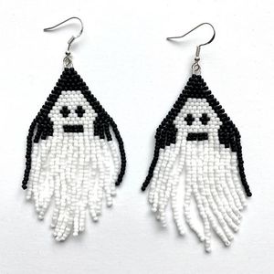 Boucles d'oreilles d'Halloween brodées de perles de rocaille faites à la main Boucles d'oreilles brodées d'Halloween en perles de rocaille uniques Boucles d'oreilles personnalisées complètes - Product Image 6