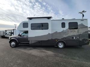 Autocaravana Usada Dynamaxx Isata Serie 5 28SS <span class=keywords><strong>Super</strong></span> C con Motor Diésel, 4-6 Personas, EURO 5, en Venta, Precio Económico 2023 2024 - Product Image 4