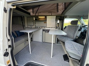 Mini camping-car EuroVan confortable - Product Image 5