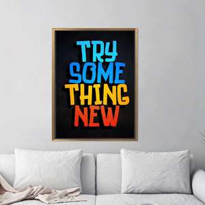 Tableau sur toile imprimé moderne : Décoration vibrante pour tout espace, encadré or - Product Image 1