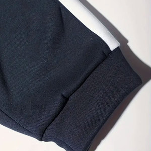 Survêtements à capuche en vrac abordables pour les affaires en gros 2025 Nouveau design de survêtements à capuche - Product Image 6