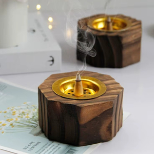 Brûleur en bois durable de Bakhoor pour des séances d'aromathérapie offrant le parfum traditionnel avec le style classique élégant - Product Image 1