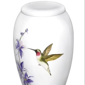 Lujosa urna de latón hecha a mano para decoración del hogar Increíble jarrón de metal elegante de estilo rural para cenizas - Product Image 1