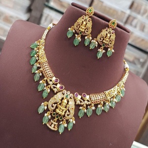 Collier en plaqué or de meilleure qualité avec boucles d'oreilles pour mariage Collection pour femmes - Product Image 1