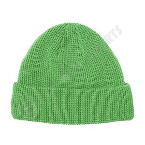 Vente en gros de bonnets d'hiver en tricot personnalisés avec logo brodé pour le sport, les aventures en plein air, le cyclisme, le voyage et le sport - Product Image 4
