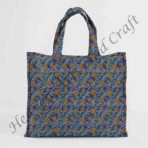 กระเป๋าสะพายไหล่ผ้าควิลท์ผ้าฝ้ายขนาดใหญ่ทำด้วยมือสำหรับผู้หญิงกระเป๋าสะพายไหล่ทรงสี่เหลี่ยมพิมพ์ลายดอกไม้หรูหรา - Product Image 5