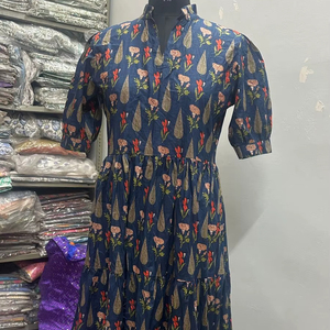 Vestido Maxi Bohemio de Algodón Indio Ecológico Hecho a Mano para Mujer, Elegante y Casual para Fiestas, con Regalo de Boda Personalizado para la Novia - Product Image 1