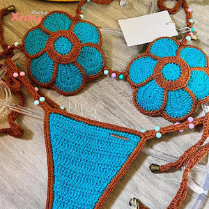 Traje de Baño de Una Pieza de Alta Gama Personalizado para Mujer, Bikini Sexy con Cuello en V y Flores Tejidas a Crochet, con Logotipo en la Cintura - Product Image 4
