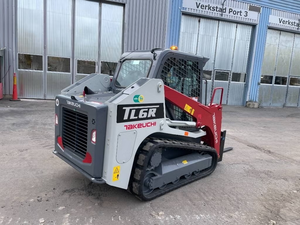 รถตักล้อยางขนาดเล็ก Takeuchi TL6R ปี 2025 คุณภาพดีที่สุด พร้อมปั๊มดีเซล เกียร์ แรงบิดสูง ยางรองรับน้ำหนักมาก - Product Image 3